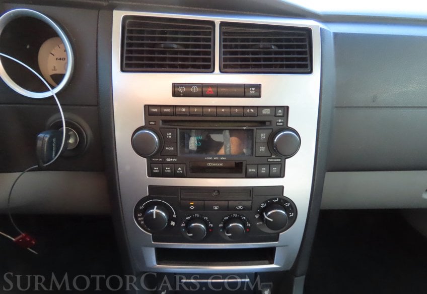 2006 Dodge Magnum SRT-8 - Image 42