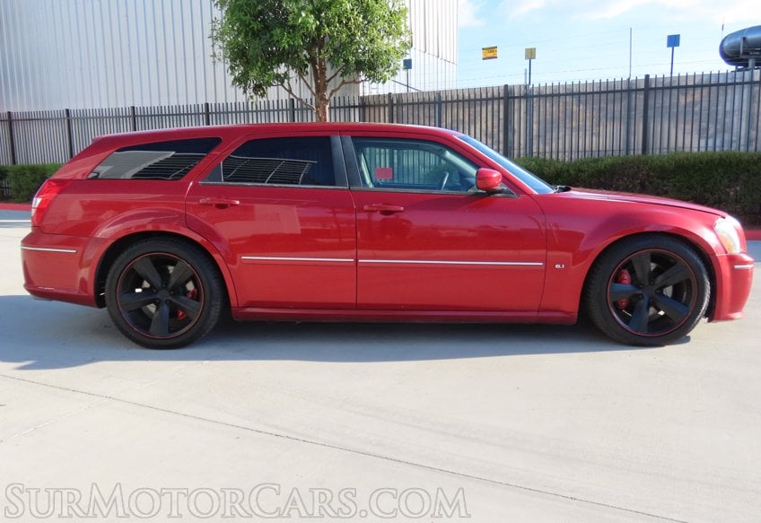 2006 Dodge Magnum SRT-8 - Image 6