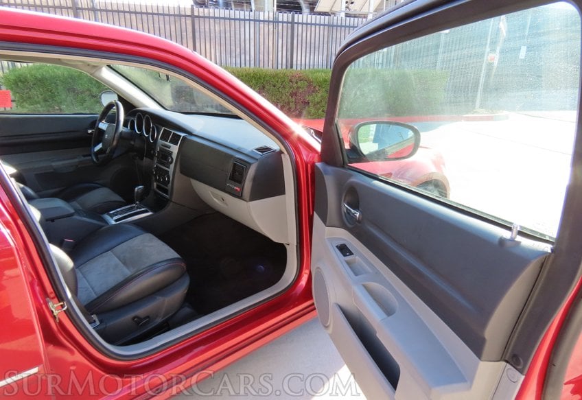 2006 Dodge Magnum SRT-8 - Image 22