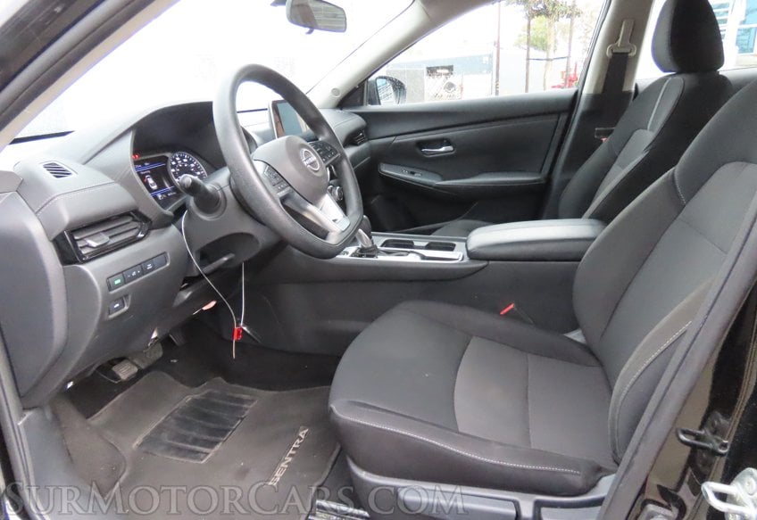 2025 Nissan Sentra SV - Image 32