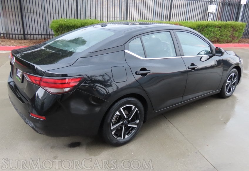 2025 Nissan Sentra SV - Image 10