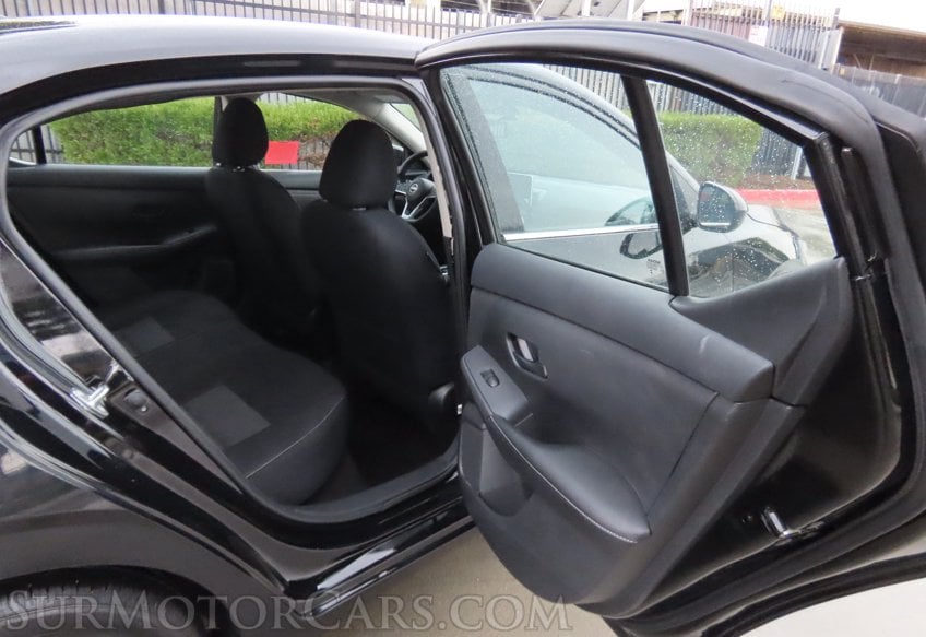 2025 Nissan Sentra SV - Image 45