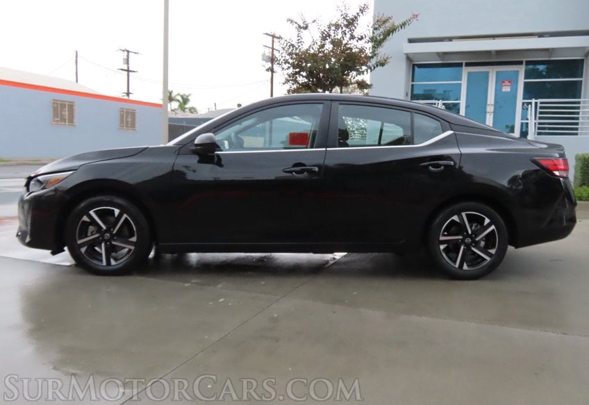 2025 Nissan Sentra SV - Image 6