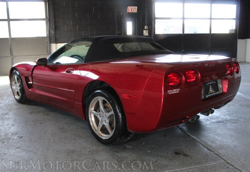 2002 Chevrolet Corvette - Image 9