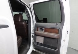 2013 Ford F150 4WD FX4 - Image 17