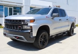 2019 Chevrolet Silverado 1500 Custom Trail Boss - Image 3