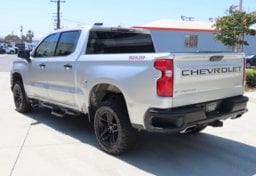 2019 Chevrolet Silverado 1500 Custom Trail Boss - Image 10