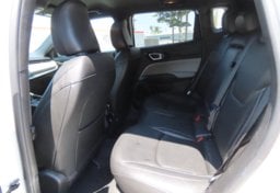 2025 Jeep Compass Limited - Image 40