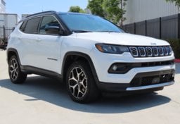 2025 Jeep Compass Limited - Image 3