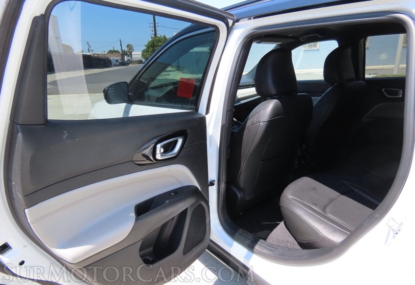 2025 Jeep Compass Limited - Image 39