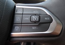 2025 Jeep Compass Limited - Image 28