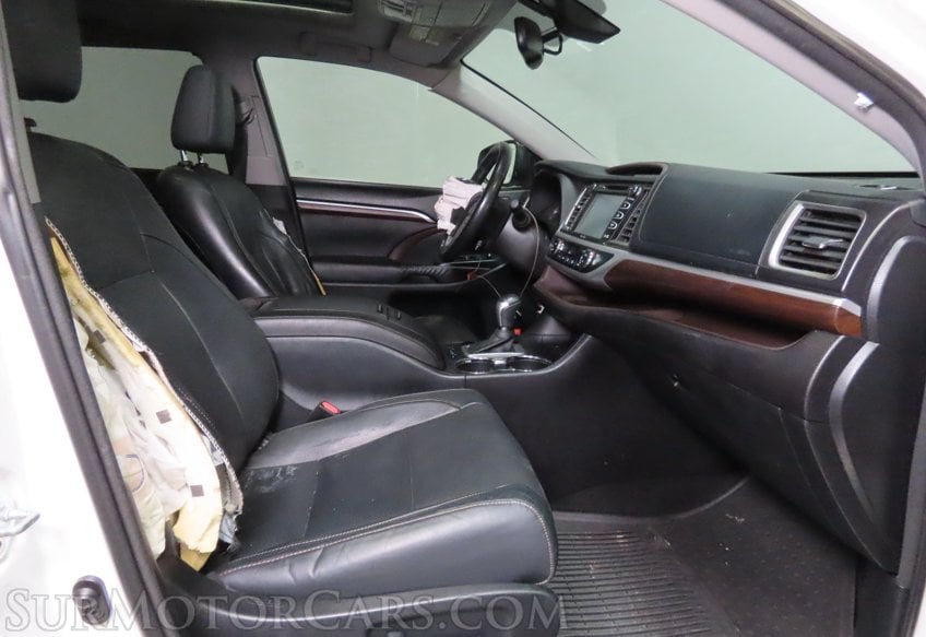 2015 Toyota Highlander AWD Limited Platinum - Image 38