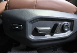 2022 Toyota Tundra 1794 Edition - Image 39