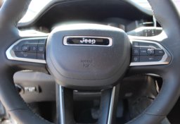 2025 Jeep Compass Limited - Image 41