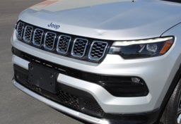 2025 Jeep Compass Limited - Image 16
