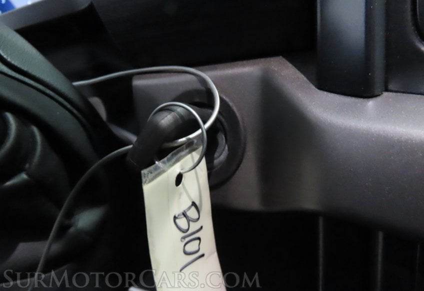 2025 Ford F-150 XL - Image 29