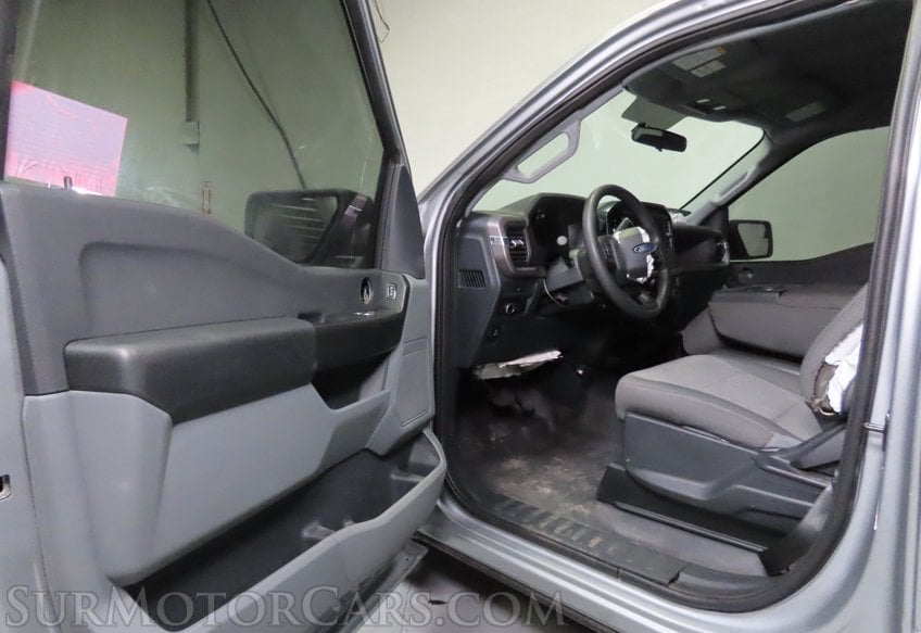 2025 Ford F-150 XL - Image 21