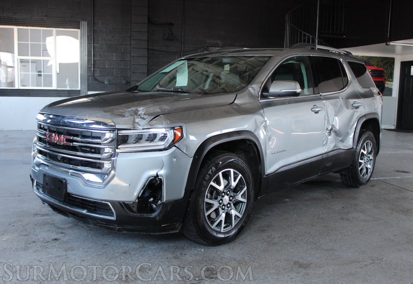 2023 GMC Acadia - Image 3