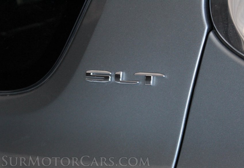 2023 GMC Acadia - Image 28