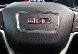 2023 GMC Acadia - Image 43