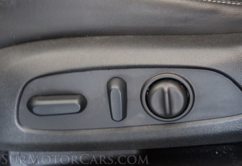 2023 GMC Acadia - Image 62