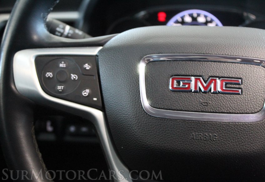 2023 GMC Acadia - Image 42