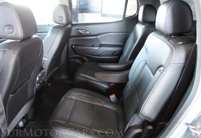 2023 GMC Acadia - Image 39