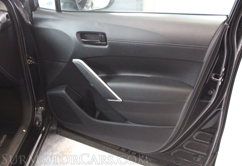 2024 Toyota Corolla Cross AWD LE - Image 36