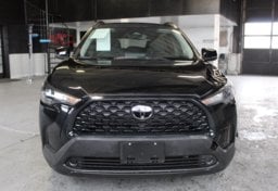 2024 Toyota Corolla Cross AWD LE - Image 11