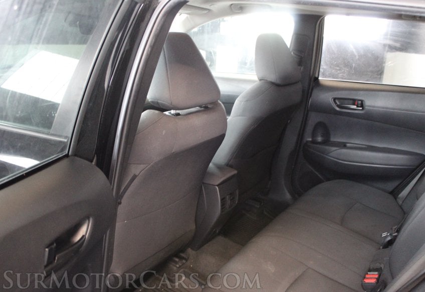 2024 Toyota Corolla Cross AWD LE - Image 29