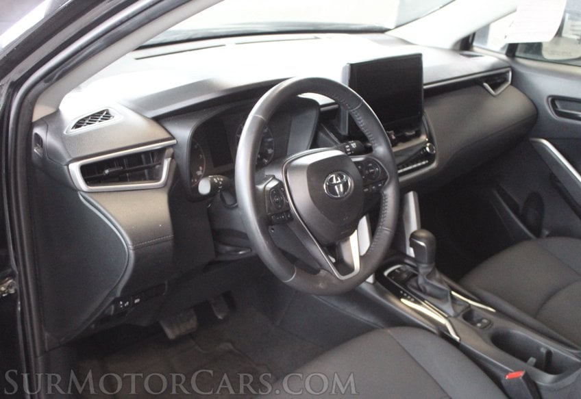 2024 Toyota Corolla Cross AWD LE - Image 26