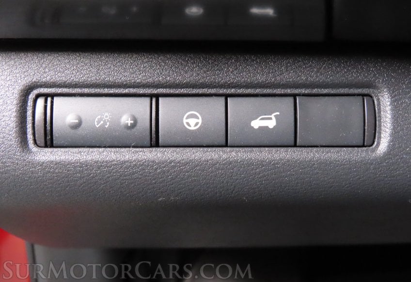 2023 Nissan Pathfinder AWD SL - Image 30