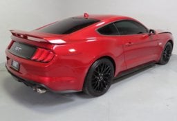 2021 Ford Mustang Premium - Image 9