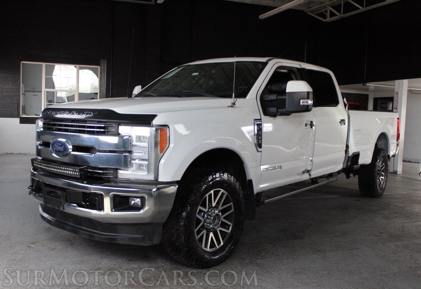 2017 Ford F-350 Super Duty - Image 2