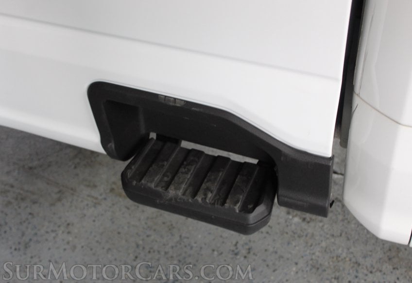 2017 Ford F-350 Super Duty - Image 37