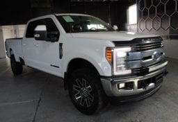 2017 Ford F-350 Super Duty - Image 5