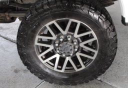 2017 Ford F-350 Super Duty - Image 39