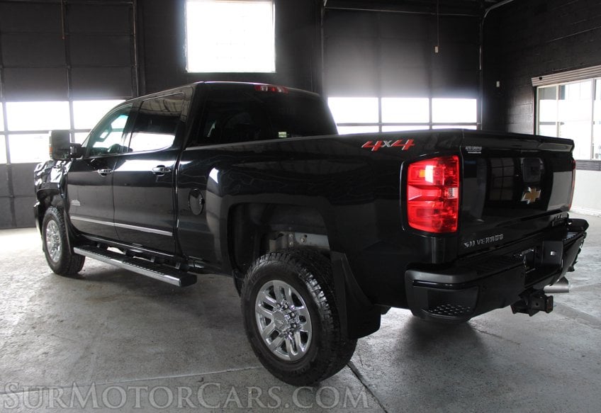 2019 Chevrolet Silverado 3500HD High Country - Image 8