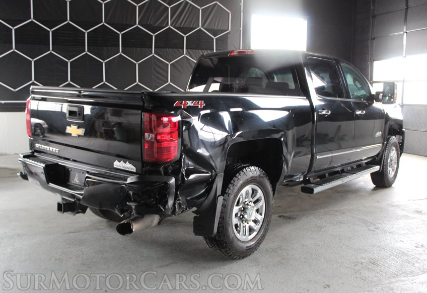 2019 Chevrolet Silverado 3500HD High Country - Image 7