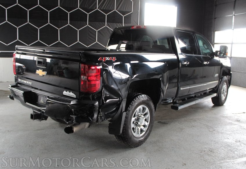 2019 Chevrolet Silverado 3500HD High Country - Image 5