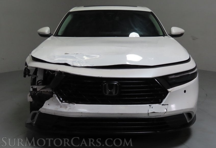 2024 Honda Accord Hybrid Touring - Image 11