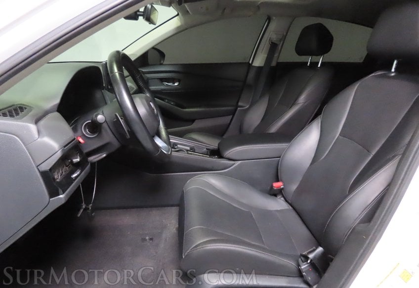 2024 Honda Accord Hybrid Touring - Image 23