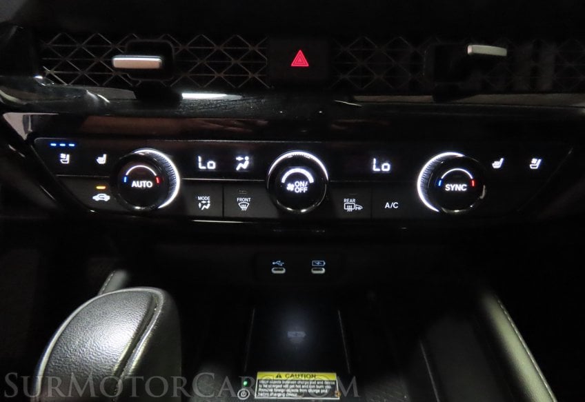 2024 Honda Accord Hybrid Touring - Image 39
