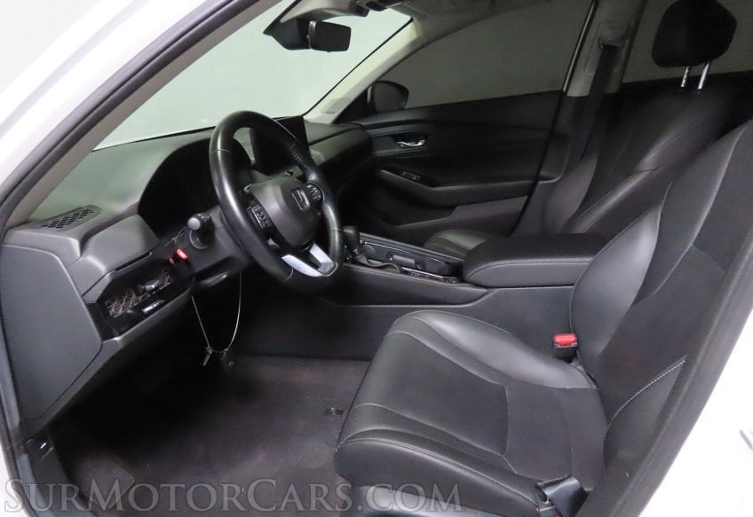 2024 Honda Accord Hybrid Touring - Image 21