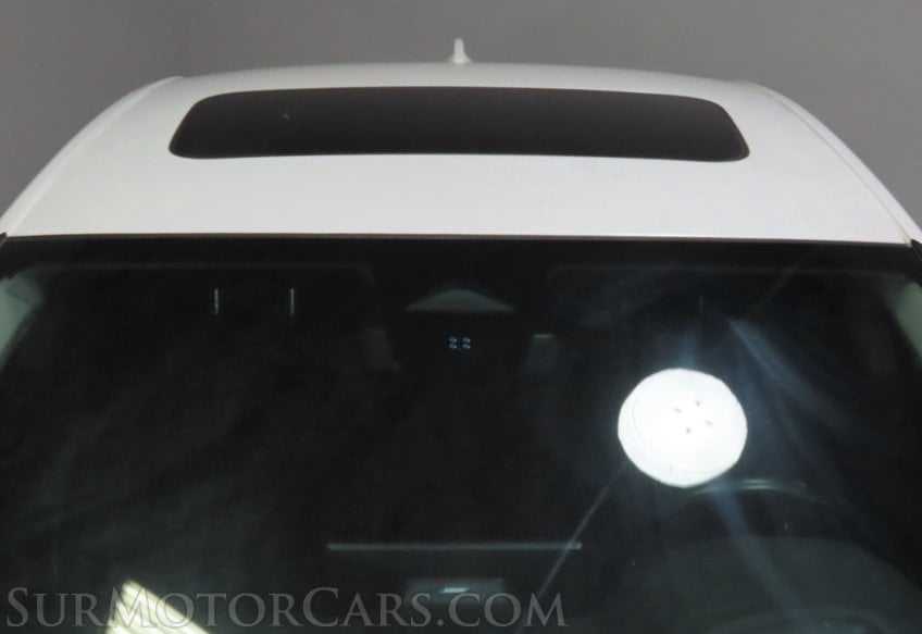 2024 Honda Accord Hybrid Touring - Image 13