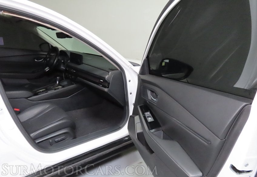 2024 Honda Accord Hybrid Touring - Image 25