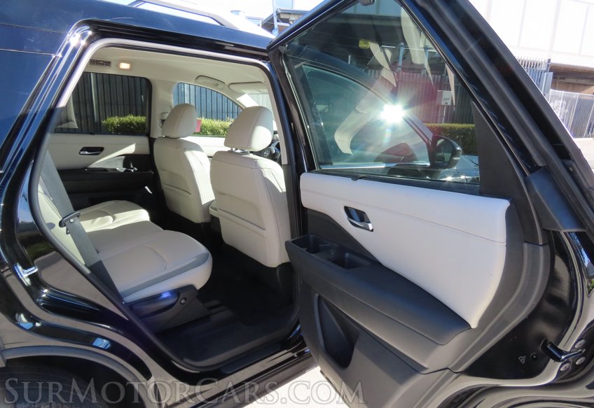 2023 Nissan Pathfinder SL - Image 43