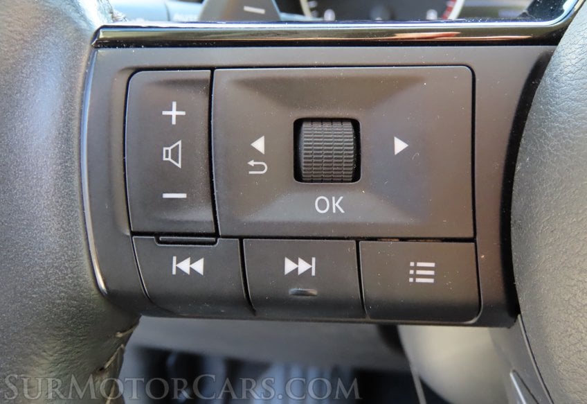 2023 Nissan Pathfinder SL - Image 19