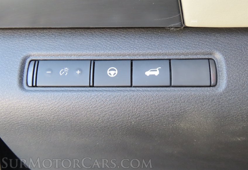 2023 Nissan Pathfinder SL - Image 22