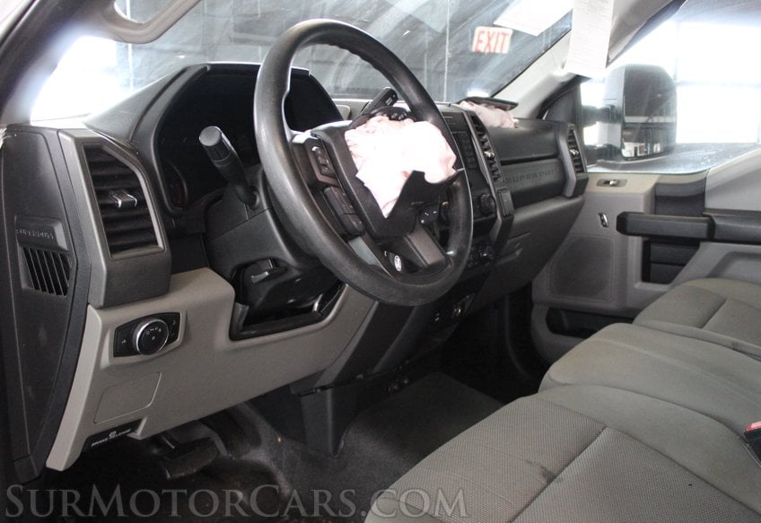 2020 Ford F-250 Super Duty 4x4 XL - Image 25